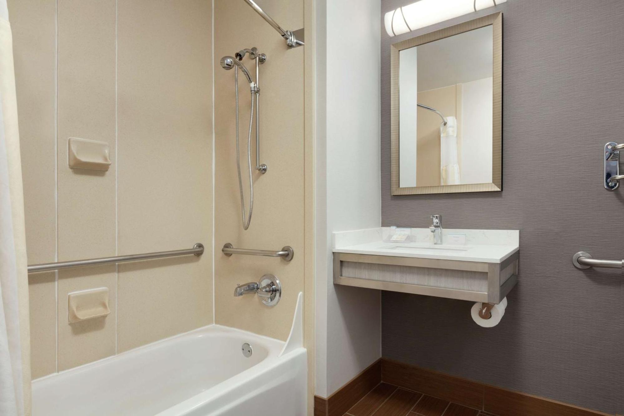 Hilton Garden Inn Gilroy Zewnętrze zdjęcie