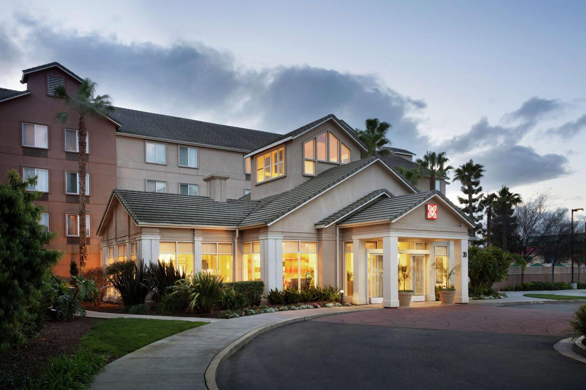 Hilton Garden Inn Gilroy Zewnętrze zdjęcie