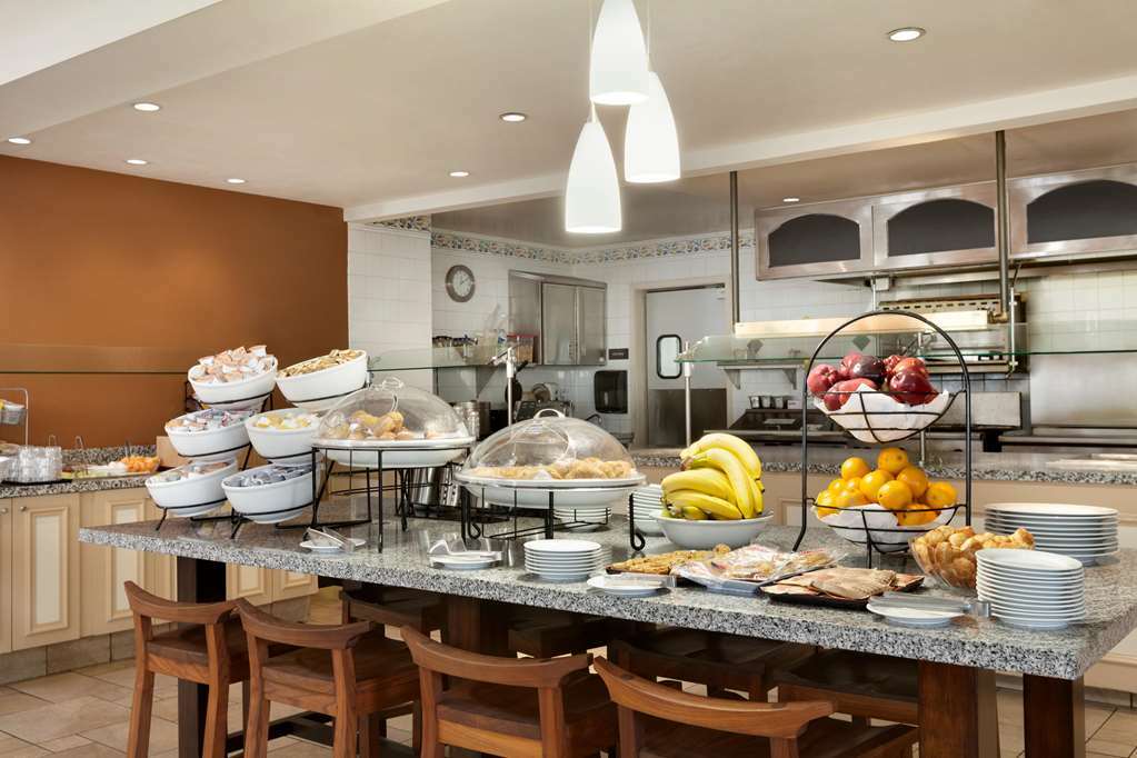 Hilton Garden Inn Gilroy Restauracja zdjęcie